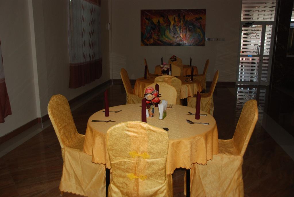 Silver Paradise Hotel Dar es Salaam Exterior photo